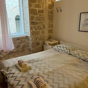 Four Towers Apartman